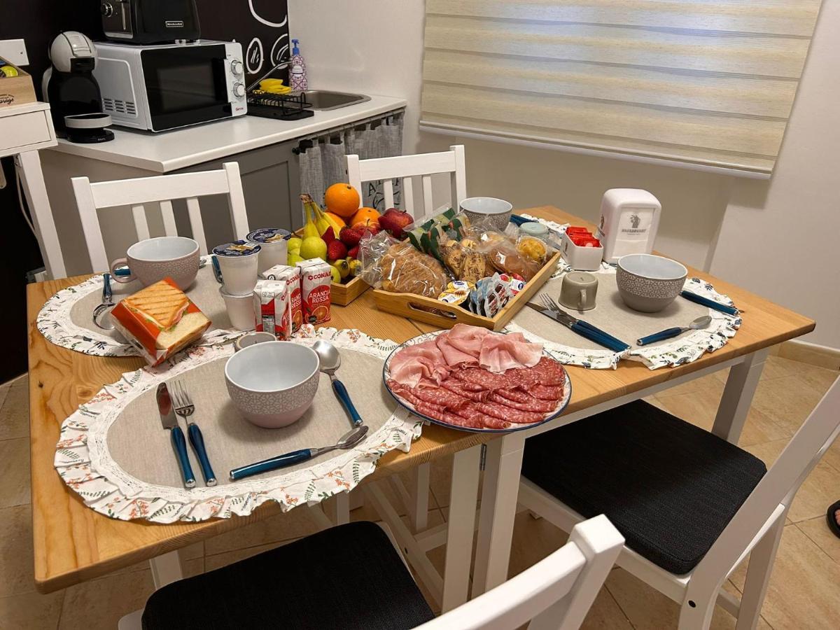 Amicka B&B Alghero Bagian luar foto